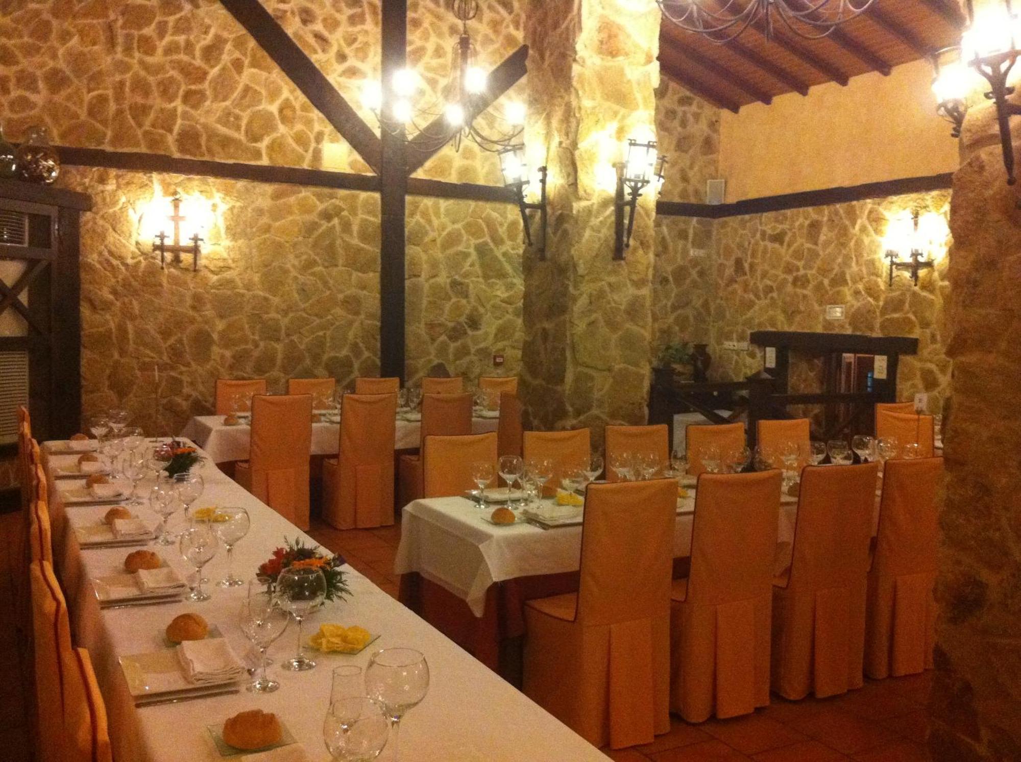 Hotel Dona Isabel Torrellano Bagian luar foto