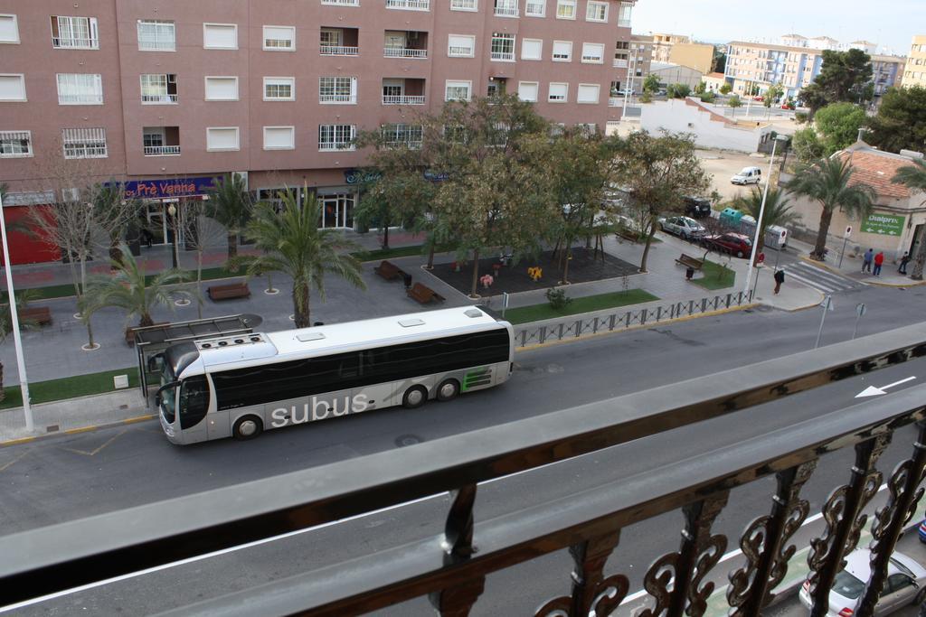 Hotel Dona Isabel Torrellano Bagian luar foto