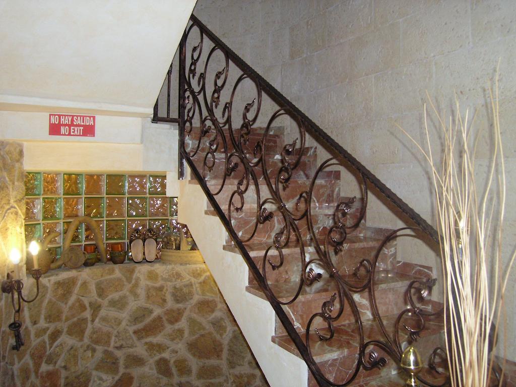 Hotel Dona Isabel Torrellano Bagian luar foto