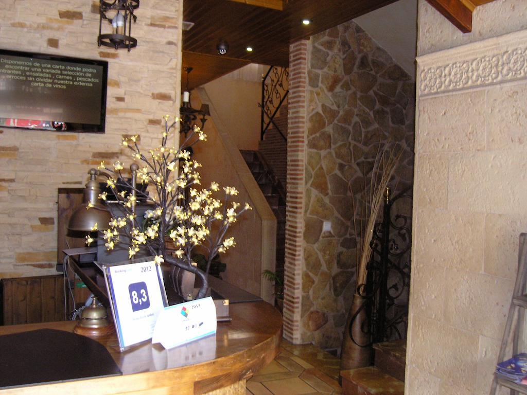 Hotel Dona Isabel Torrellano Bagian luar foto
